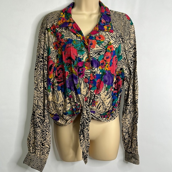 Carole Little Tops - Carole Little petites floral art boho tie front button down long sleeve blouse